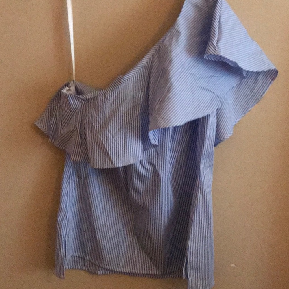 NWT Ralph Lauren one shoulder seersucker top sz 2